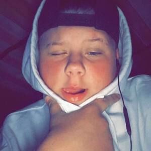 Meet your Posher, Lydia